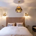 Table Rase D'hotes, Restaurant Et Weekend Aux Thermes De Konukevi